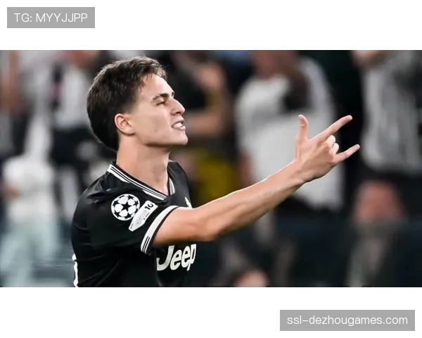 特写：弗拉霍维奇主罚点球前，圣西罗球场漫天的嘘声与掌声